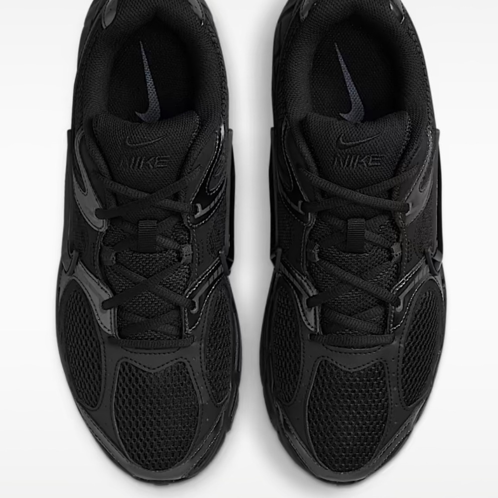 Nike V5 RNR - Picture 2 of 10